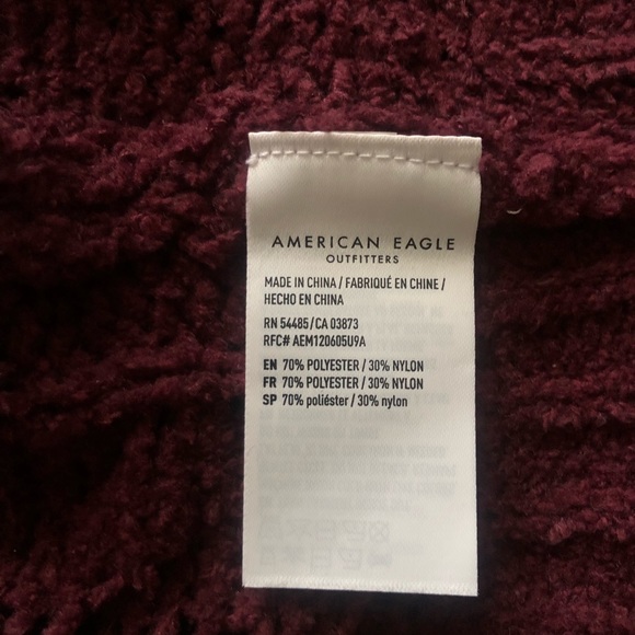 American Eagle Chenille Knit Long Sleeve Sweater - Picture 4 of 8